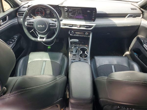 2022 KIA K5