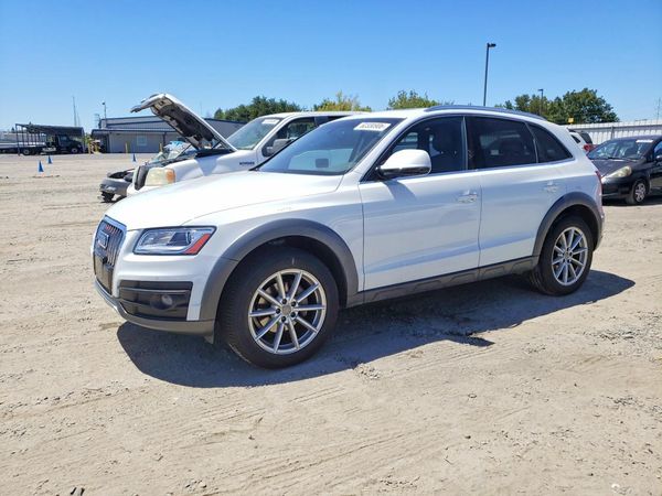 2017 AUDI Q5 quattro Premium Plus