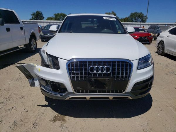 2017 AUDI Q5 quattro Premium Plus