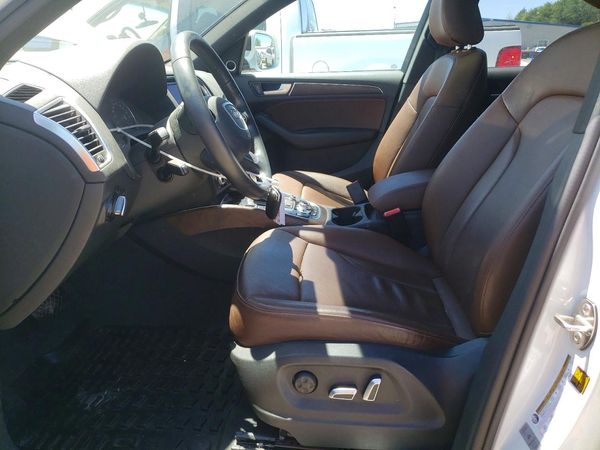 2017 AUDI Q5 quattro Premium Plus