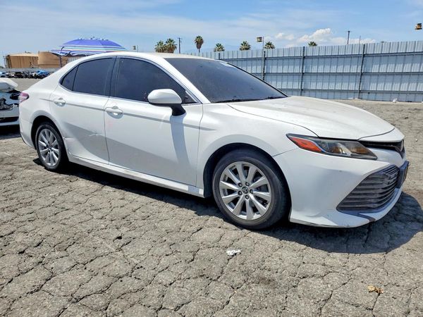 2020 TOYOTA CAMRY