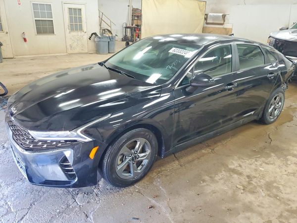 2022 KIA K5