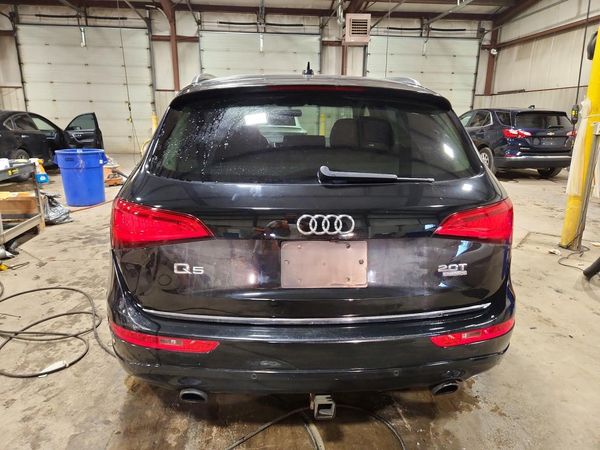 2016 AUDI Q5 quattro Premium Plus