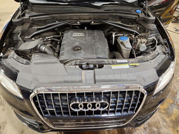 2016 AUDI Q5 quattro Premium Plus