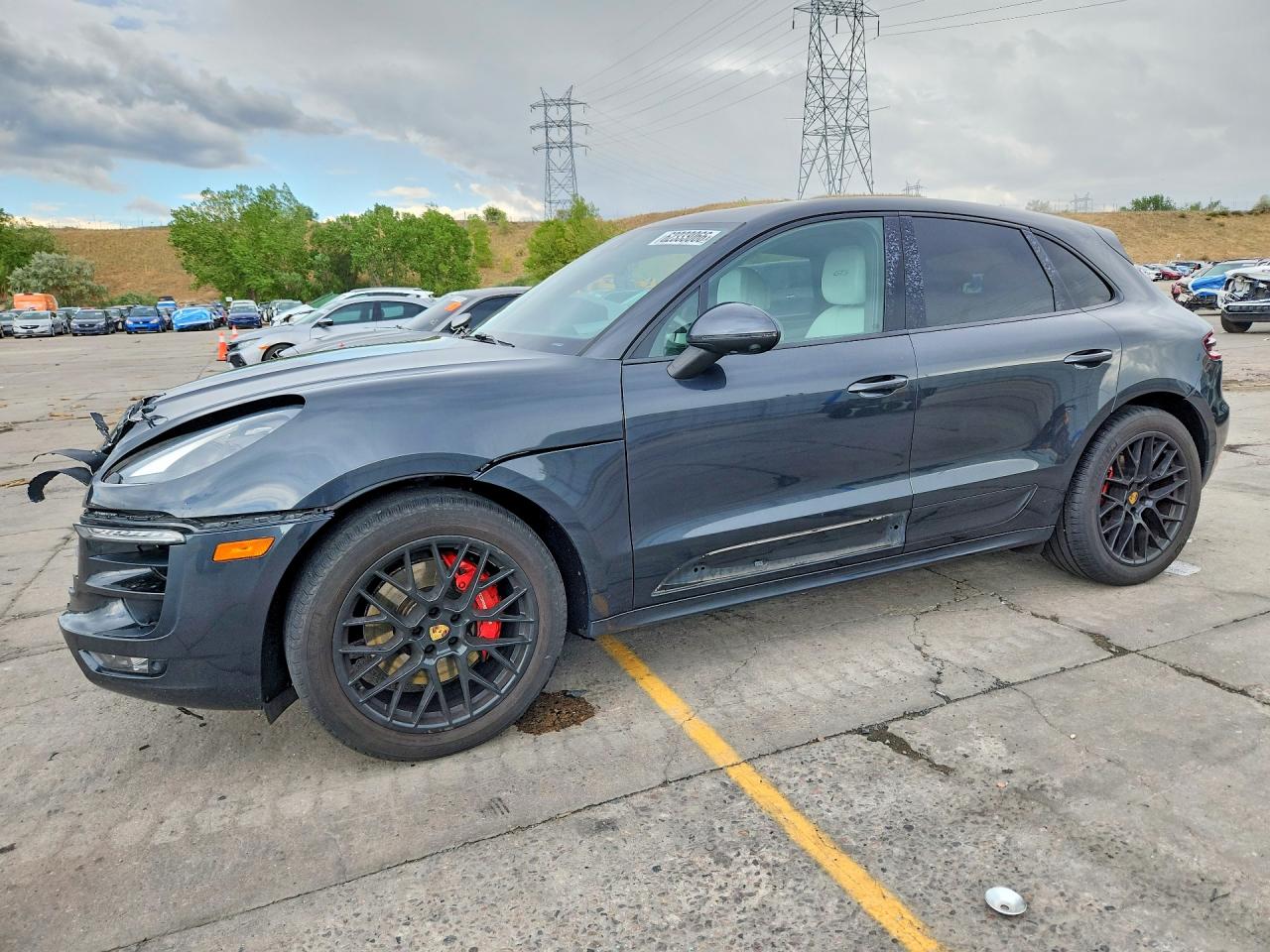 2017 PORSCHE MACAN