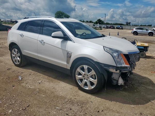 2016 CADILLAC SRX Performance