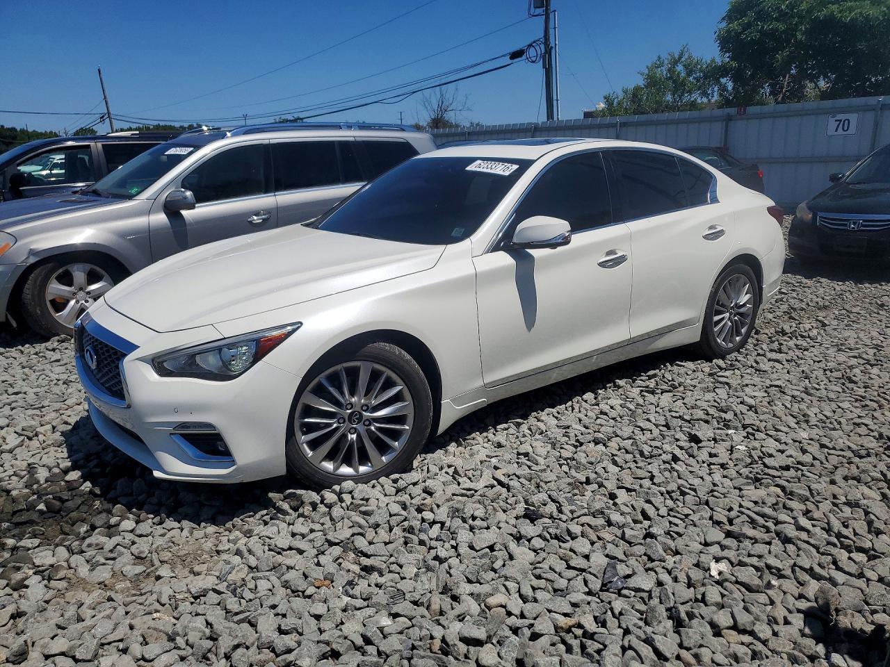 2021 INFINITI Q50 LUXE