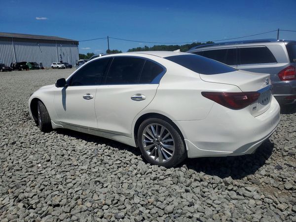 2021 INFINITI Q50 LUXE