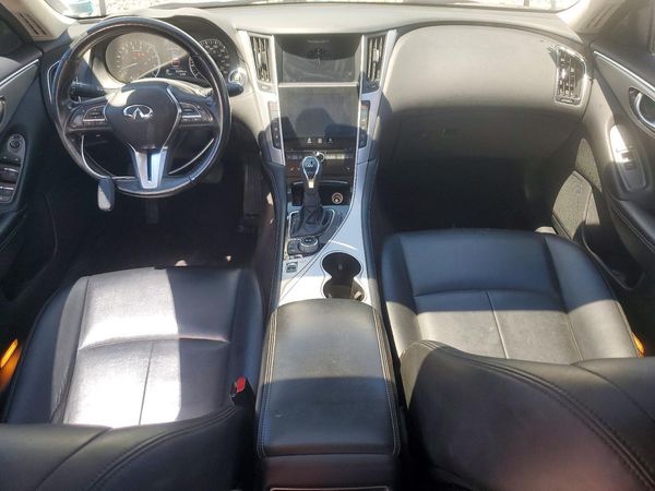 2021 INFINITI Q50 LUXE