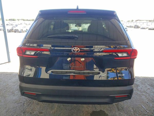 2026 TOYOTA GRAND HIGHLANDER