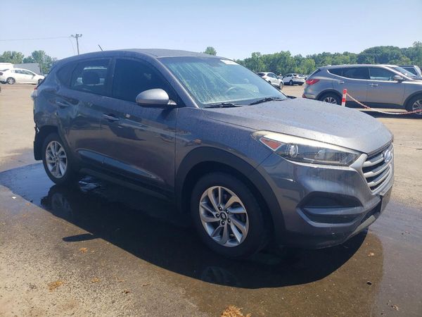 2018 HYUNDAI TUCSON SE Standard