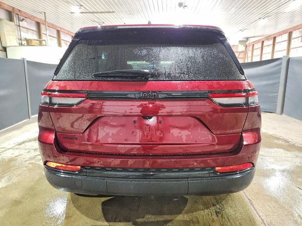 2025 JEEP GRAND CHEROKEE Laredo, Altitude