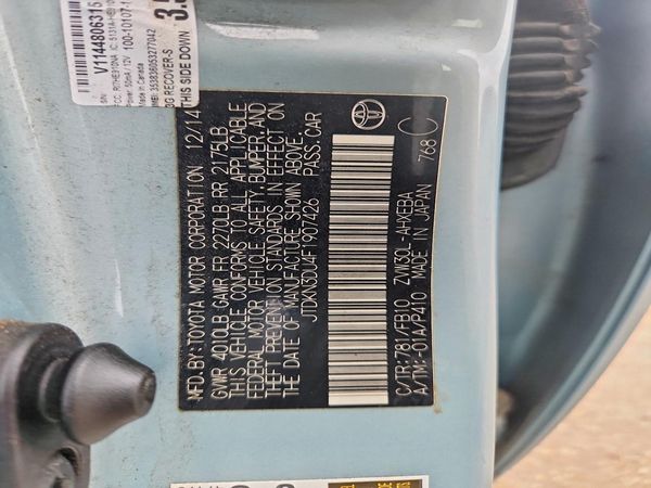2015 TOYOTA PRIUS
