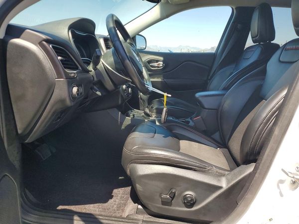 2019 JEEP CHEROKEE TRAILHAWK 4X4