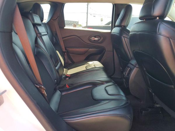 2019 JEEP CHEROKEE TRAILHAWK 4X4