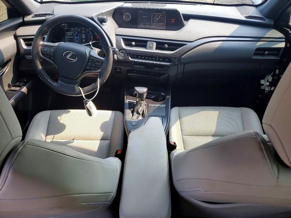 2021 LEXUS UX