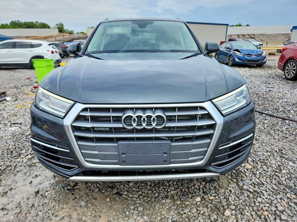 2018 AUDI Q5 quattro Premium