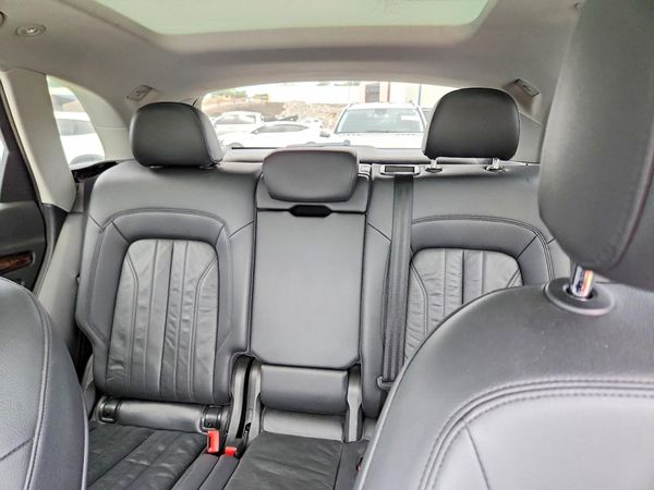 2018 AUDI Q5 quattro Premium