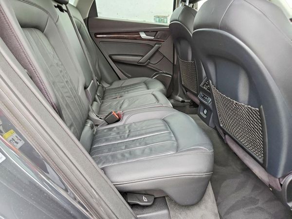 2018 AUDI Q5 quattro Premium