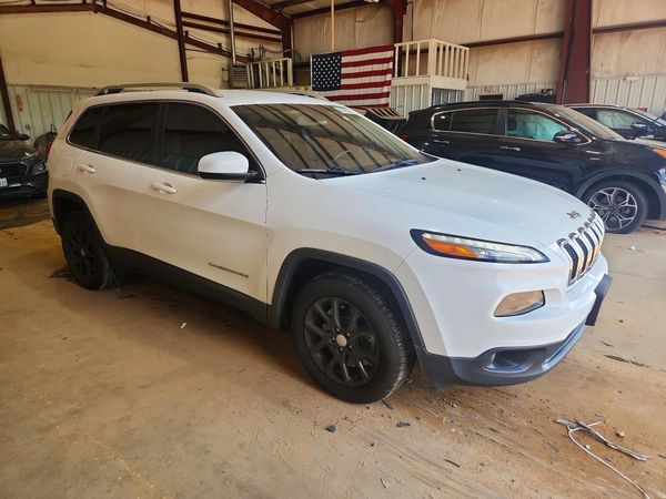 2017 JEEP CHEROKEE LATITUDE FWD