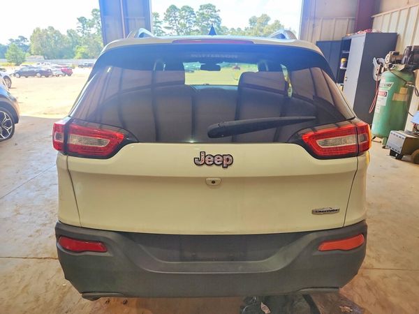 2017 JEEP CHEROKEE LATITUDE FWD