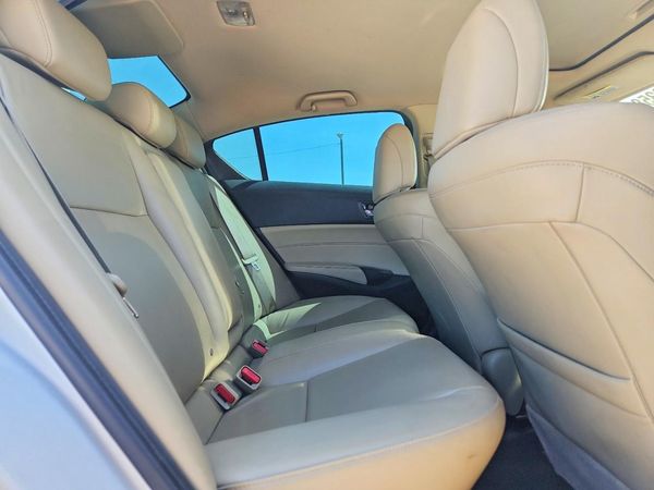 2017 ACURA ILX