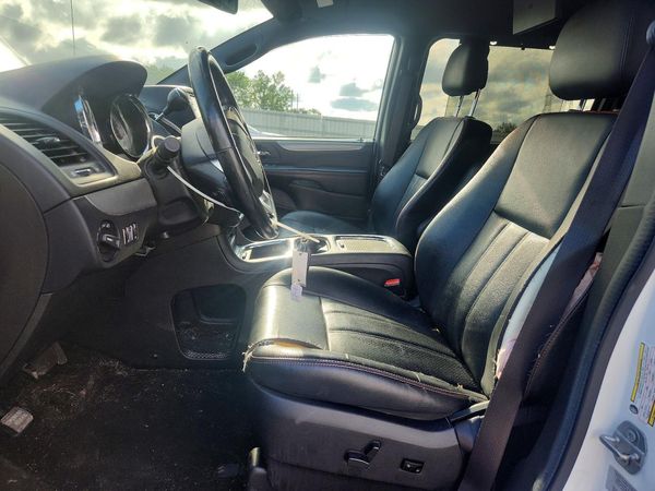 2017 DODGE GRAND CARAVAN GT