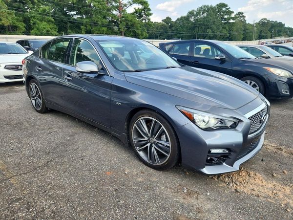 2016 INFINITI Q50