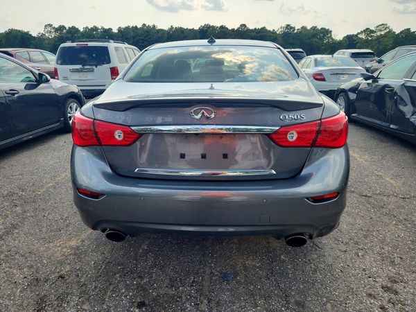 2016 INFINITI Q50