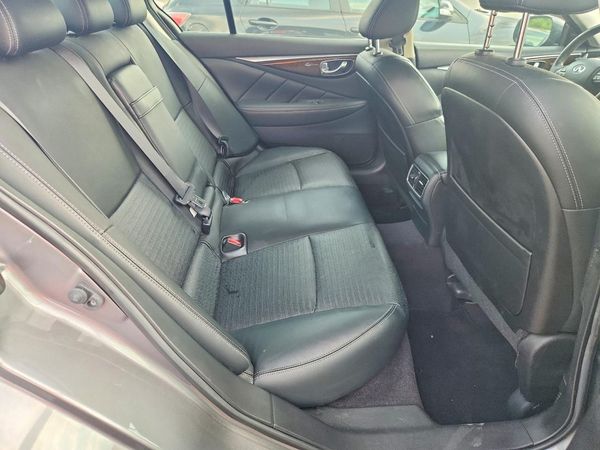 2016 INFINITI Q50
