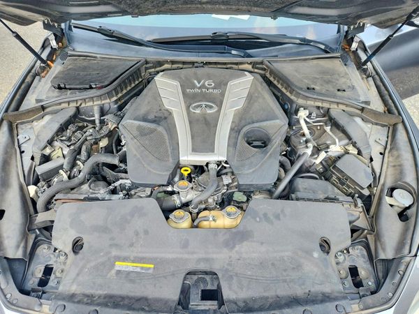 2016 INFINITI Q50