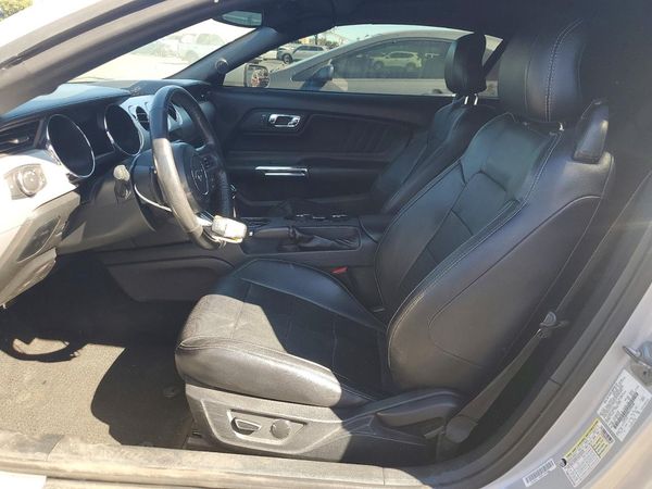 2017 FORD MUSTANG I4 Convertible — DENT