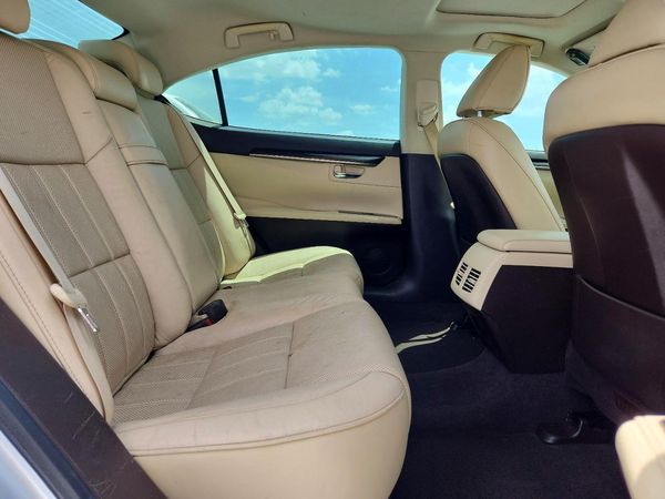 2017 LEXUS ES 350