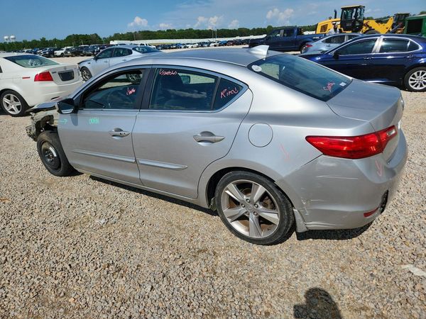 2013 ACURA ILX