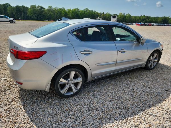 2013 ACURA ILX
