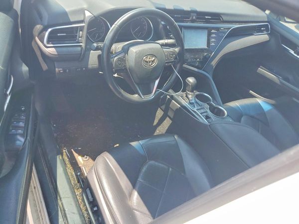2018 TOYOTA CAMRY