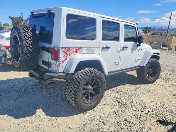 2016 JEEP WRANGLER UNLIMITED SAHARA 4X4