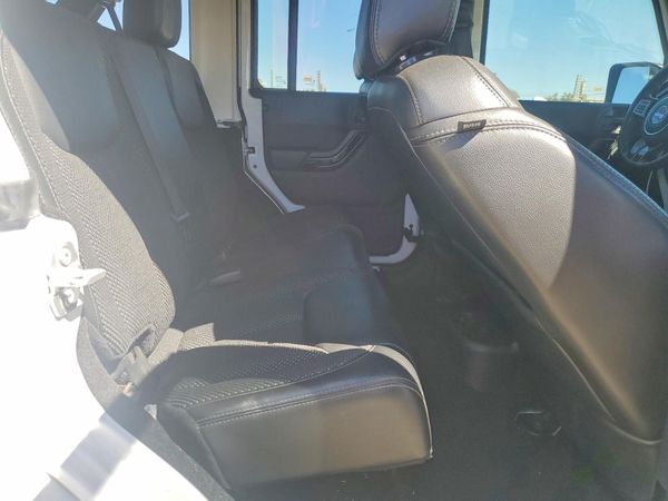 2016 JEEP WRANGLER UNLIMITED SAHARA 4X4