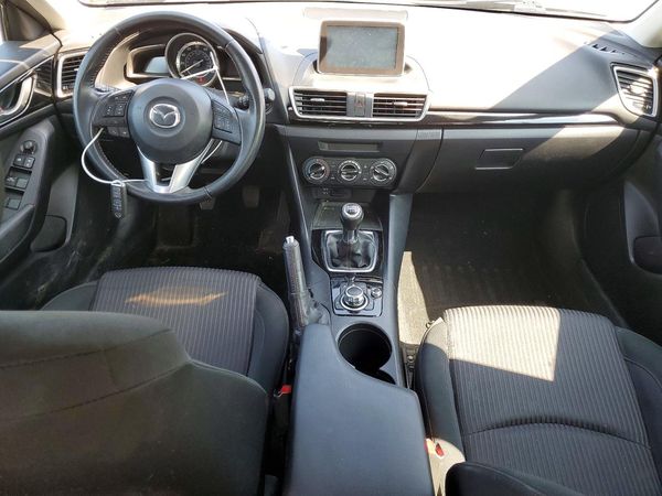 2015 MAZDA 3