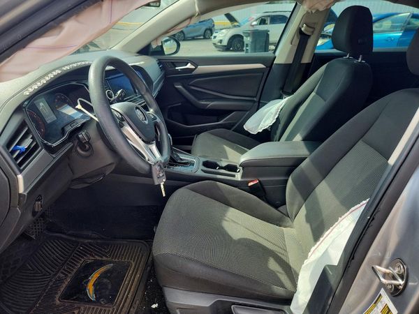 2019 VOLKSWAGEN JETTA S, SE, R-Line