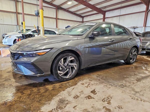 2025 HYUNDAI ELANTRA