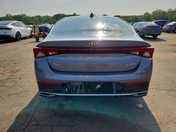 2021 KIA K5