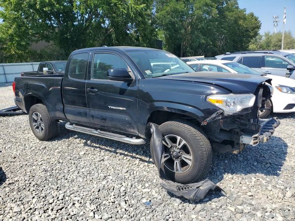 2017 TOYOTA TACOMA SR/SR5