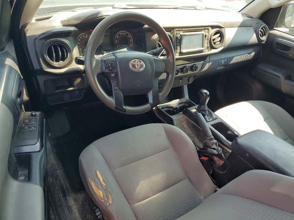 2017 TOYOTA TACOMA SR/SR5