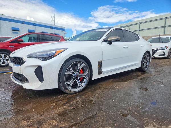 2020 KIA STINGER