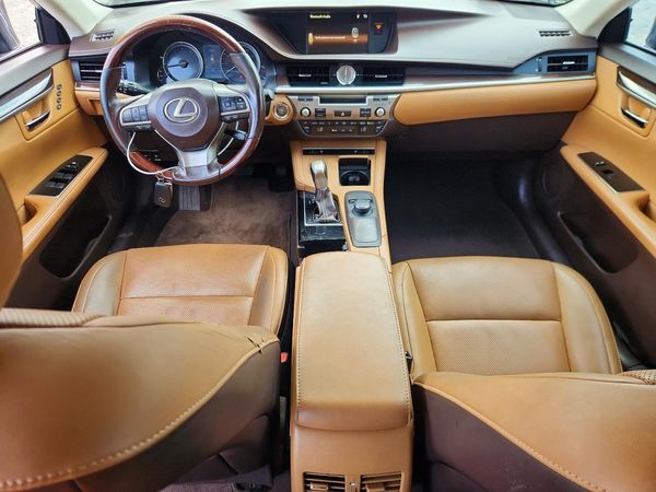 2017 LEXUS ES 350