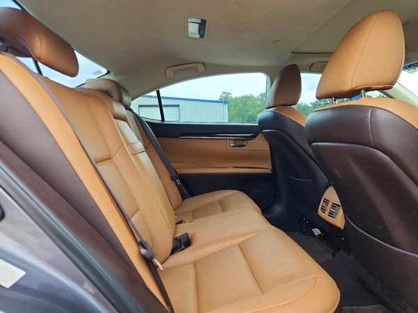 2017 LEXUS ES 350