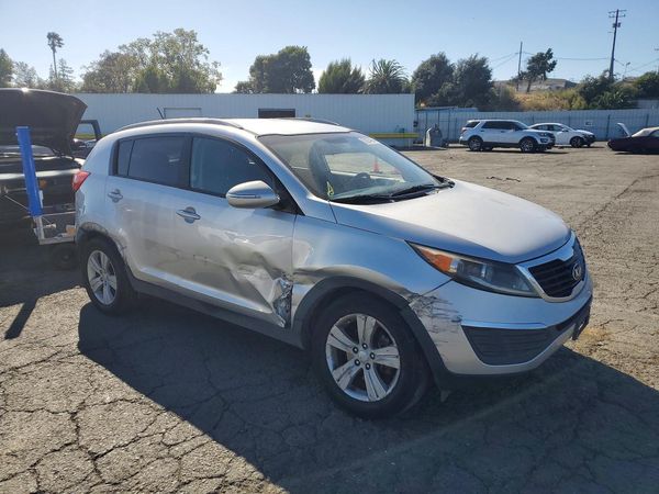 2013 KIA SPORTAGE LX