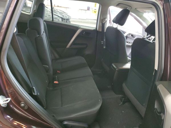 2017 TOYOTA RAV4 LE