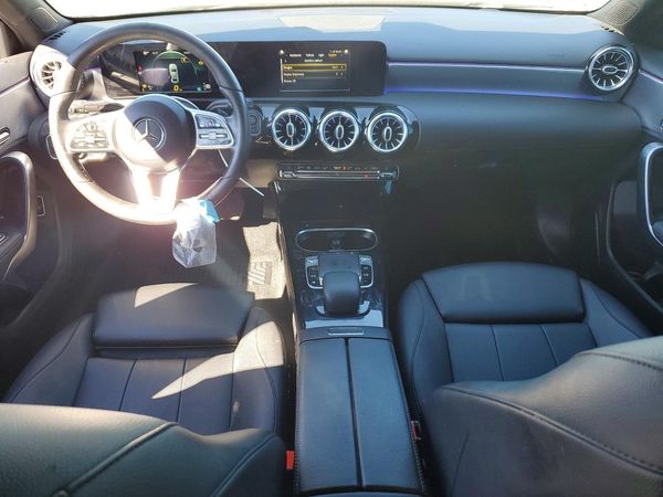 2020 MERCEDES-BENZ A A220